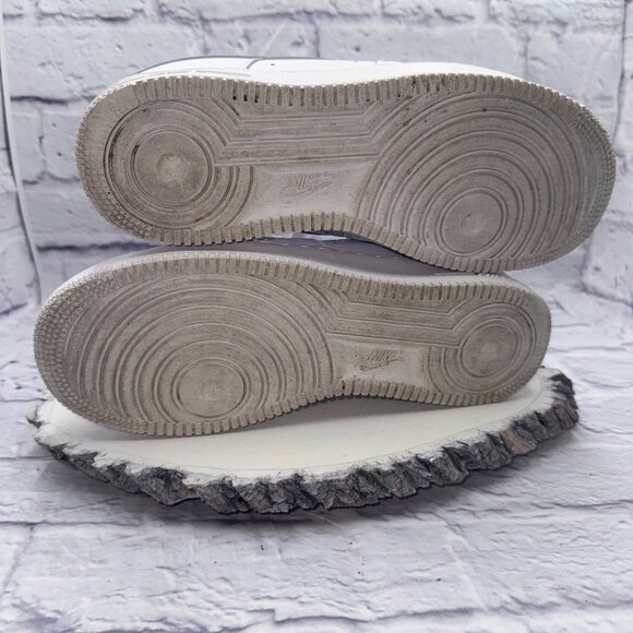 Nike Air Force 1 Low '07 Triple White Leather Men’s Size 8.5 - Picture 10 of 10